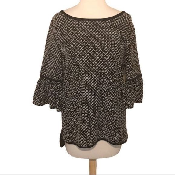 Max Studio Bell Flutter Sleeve Black and White Top Size Med - Picture 2 of 10